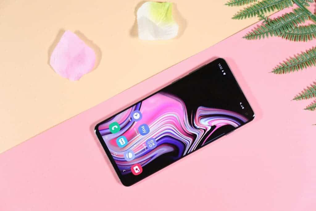 Smartphones are getting more expensive- global ASP approaching $300