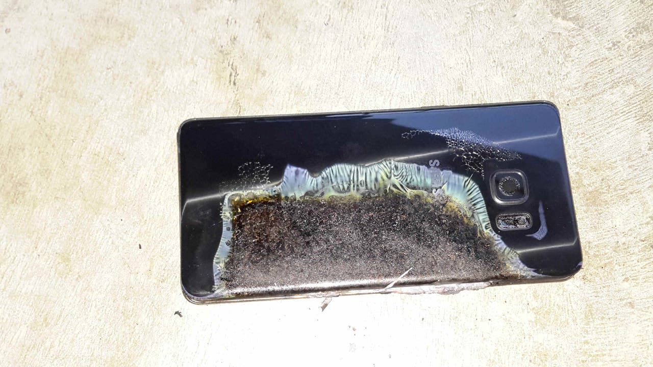 Samsung Galaxy Note 7 explodes in child's hands