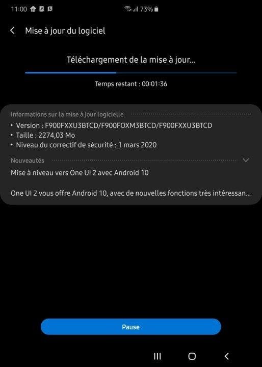 Galaxy Fold (4G) is receiving Android 10-based OneUI 2.1 update