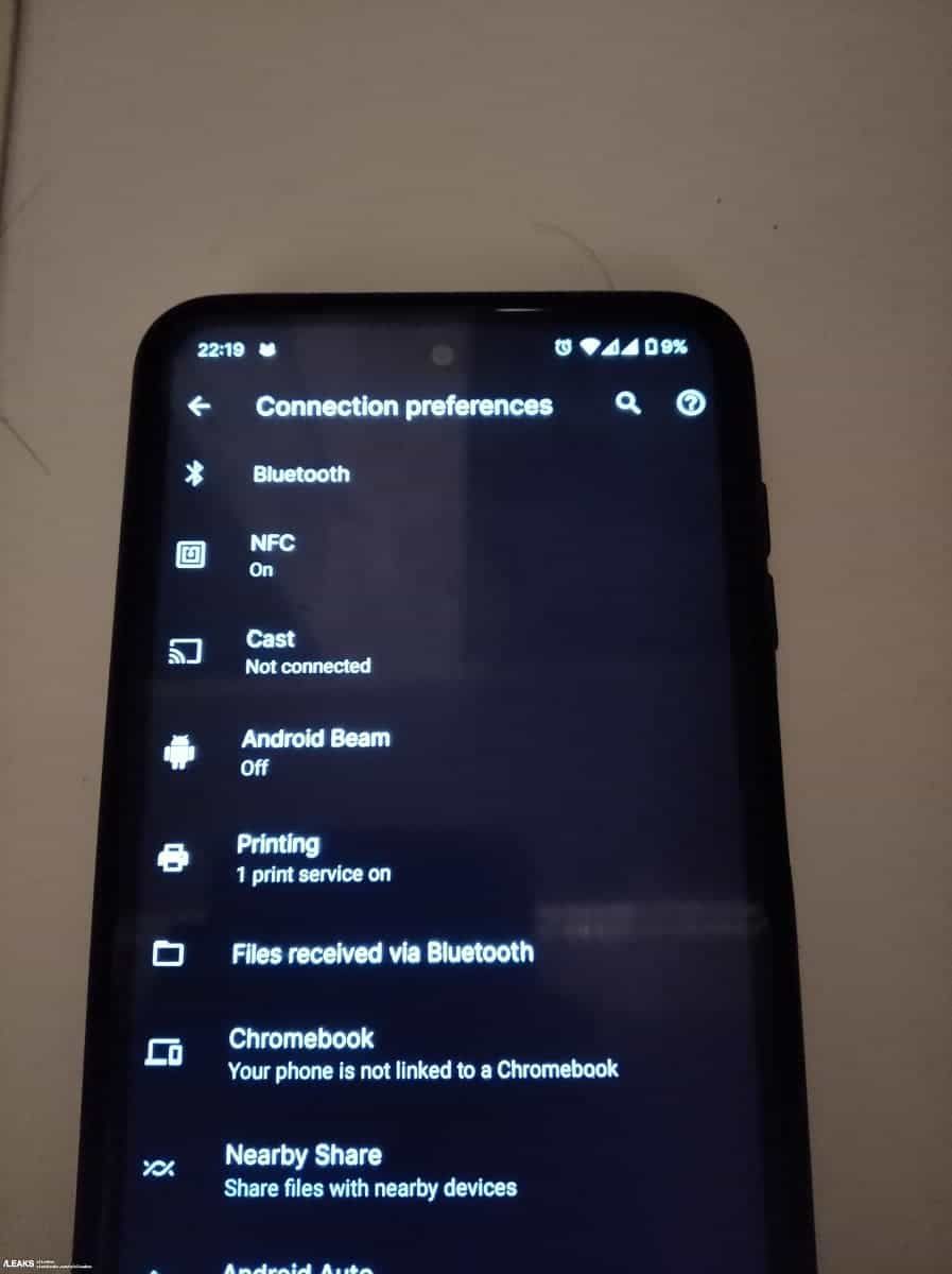 The first live photos of the upcoming Google Pixel XE has appeared