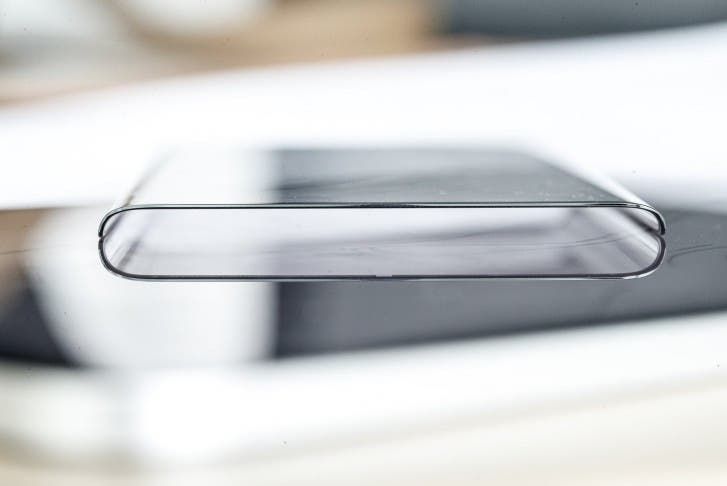 Vivo NEX 3 screen glass panel leaks with the biggest curvature we've seen so far