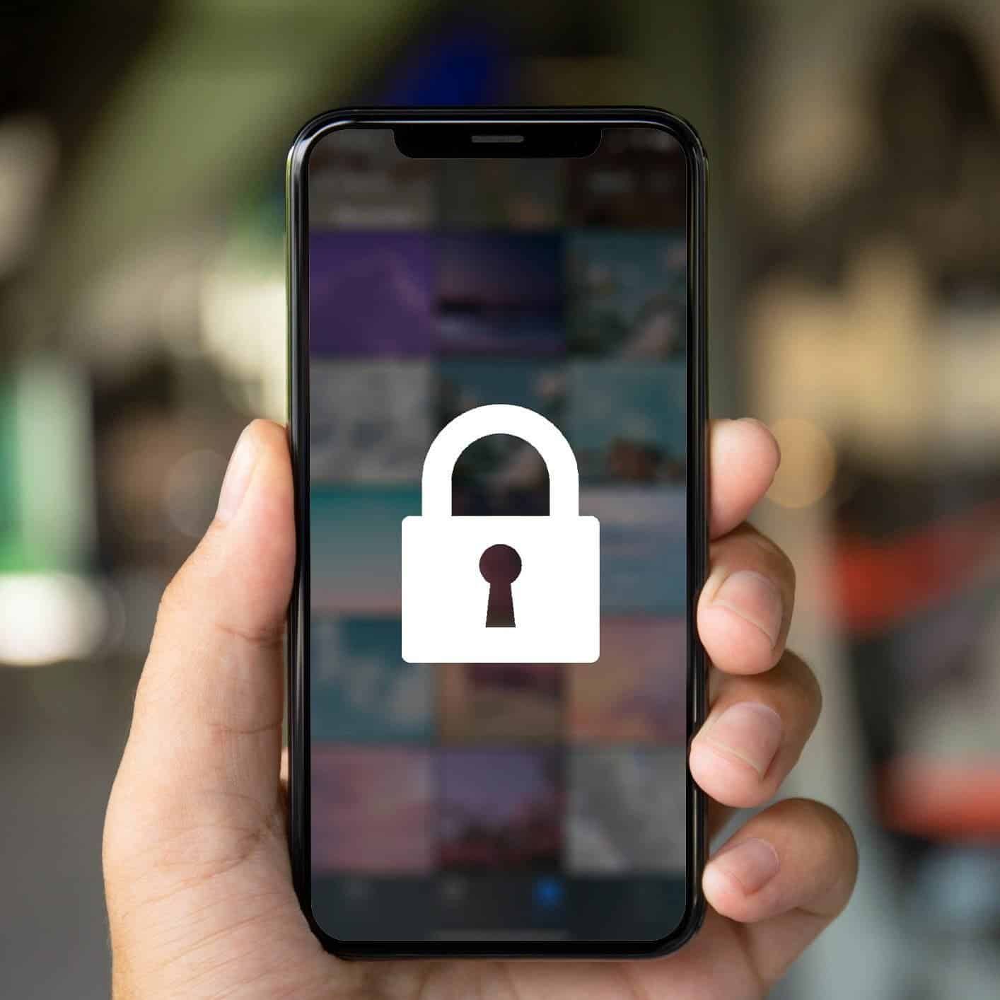 How to hide photos on your iPhone or Android smartphone