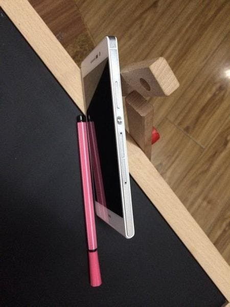 Detailed photos of the unreleased Huawei Ascend P7 leaked
