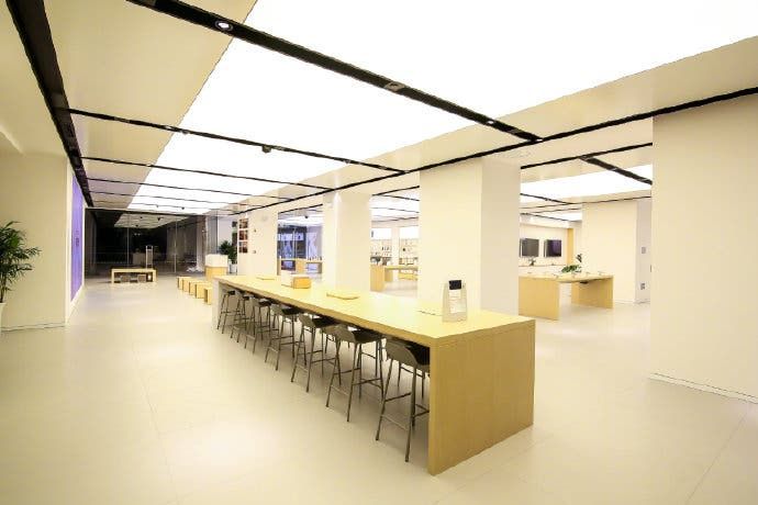 Huawei opens its first authorized store plus in NW China
