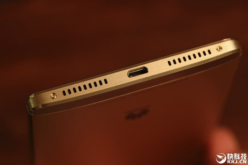 Huawei Mate 8 in photos