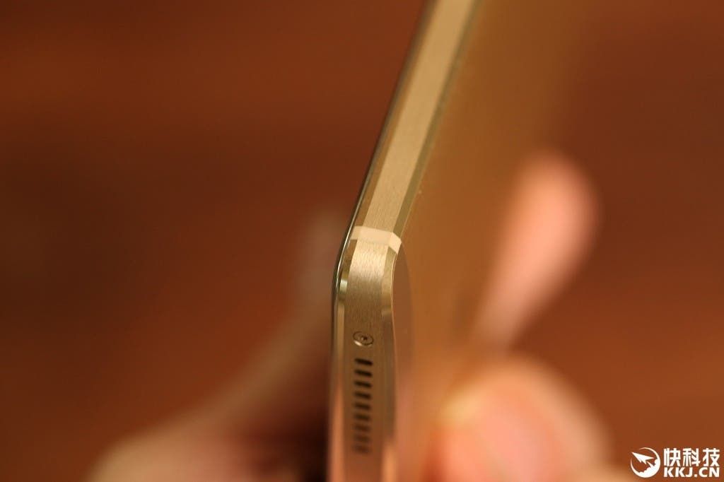 Huawei Mate 8 in photos