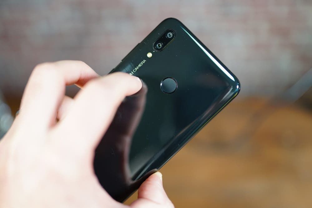 Huawei P Smart (2019) released in Japan as Huawei nova lite 3
