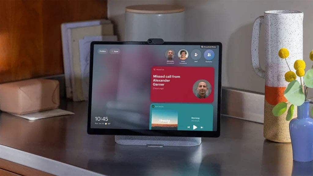 Facebook unveils new Portal Go and Portal Plus (2021) smart displays