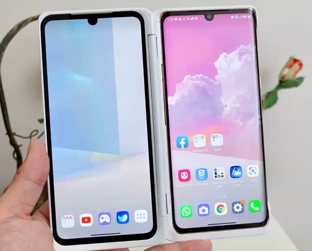 The foldable iPhone will have two separate display panels and a hinge