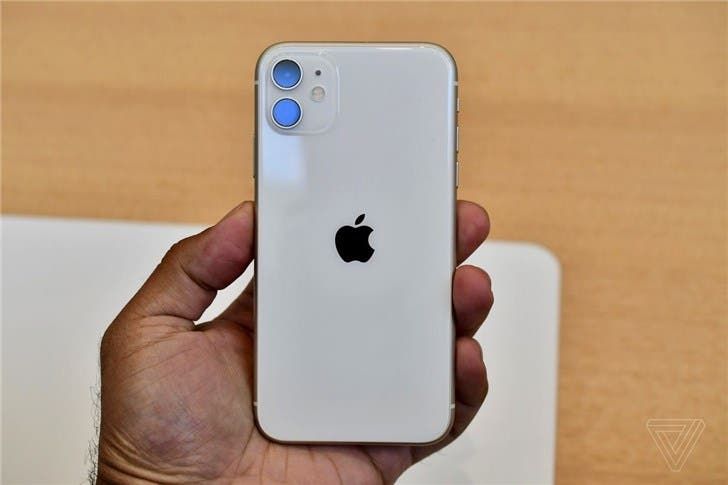 WiFi flaw affects more than a billion iPhone and Android smartphones