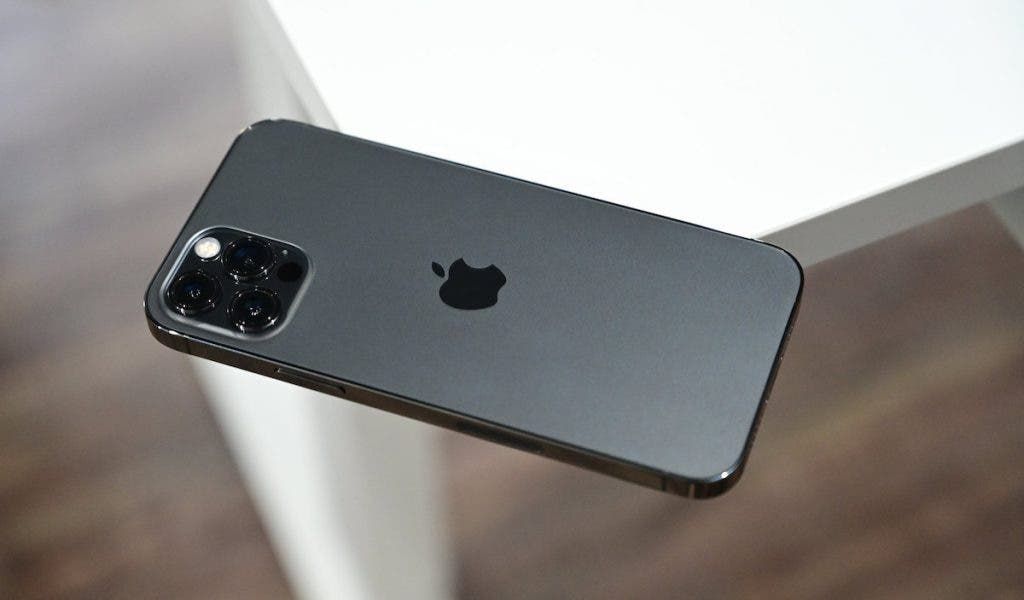 iPhone 14 Pro high-end models will use a titanium alloy back shell