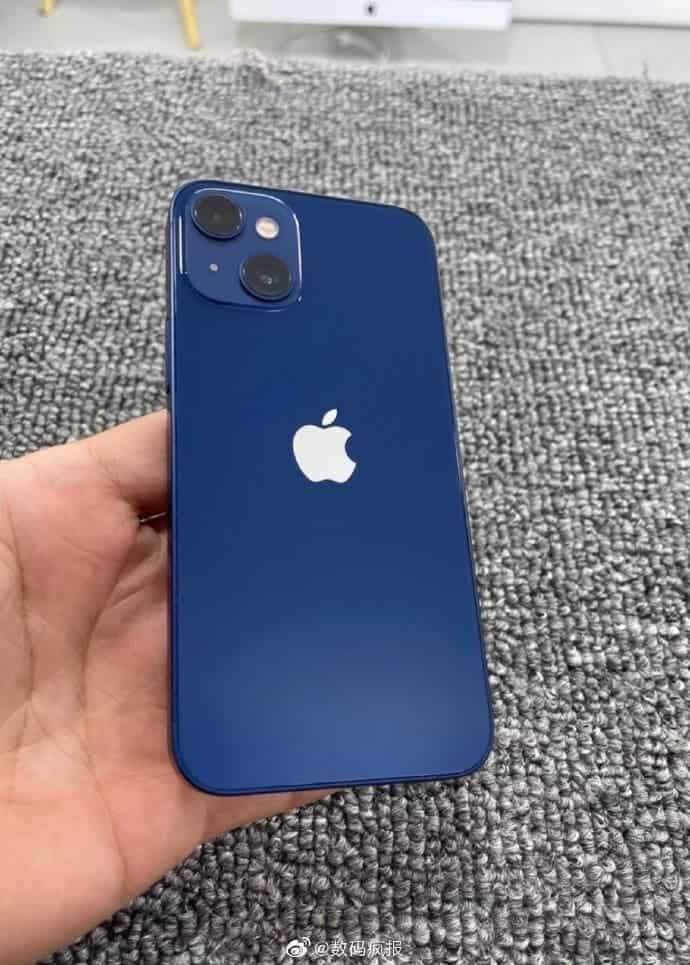 iPhone 13 prototype (real image)