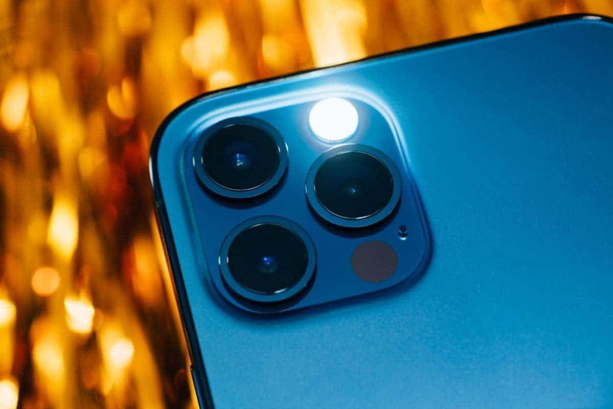 Apple was able to sell 10 million iPhones in the past weekend alone