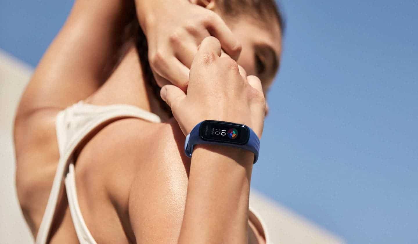 OnePlus Launches Red Cable Club in Europe, Teases Upcoming Earbuds During Announcement