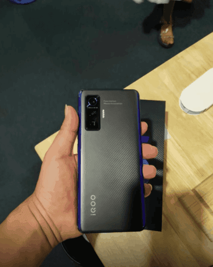 The design of the upcoming iQOO 5 Pro is fully revealed