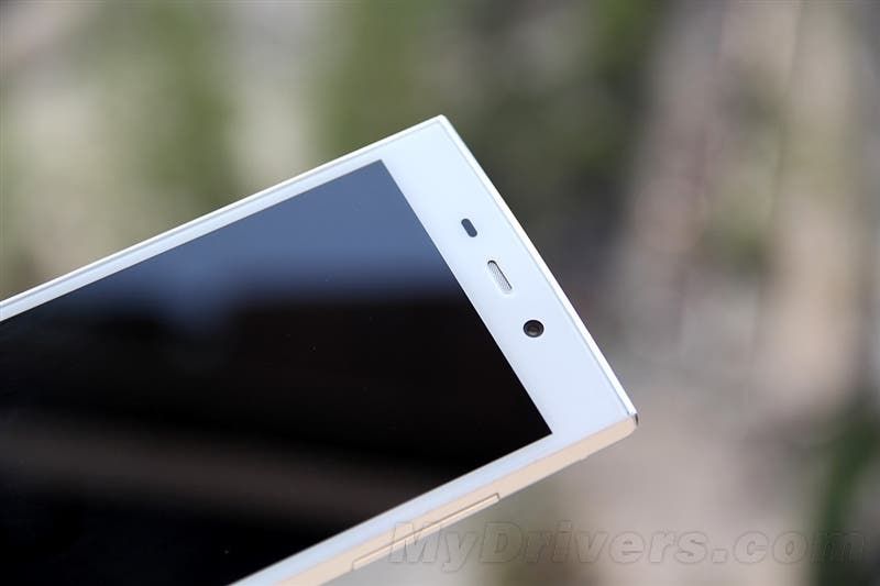 IUNI U2 review - Snapdragon 800, and flagship features at a low price
