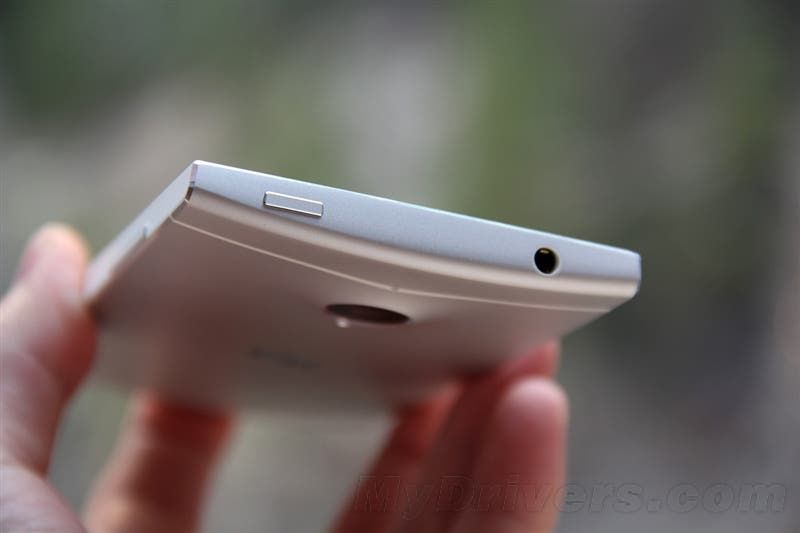 IUNI U2 review - Snapdragon 800, and flagship features at a low price