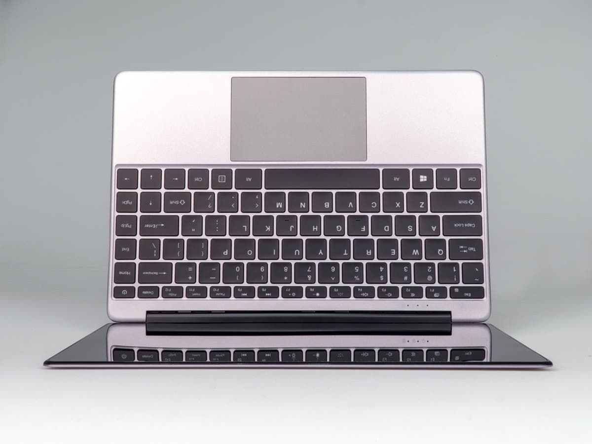 Looking for a Laptop for your Student Life? Check out the Chuwi LapBook SE