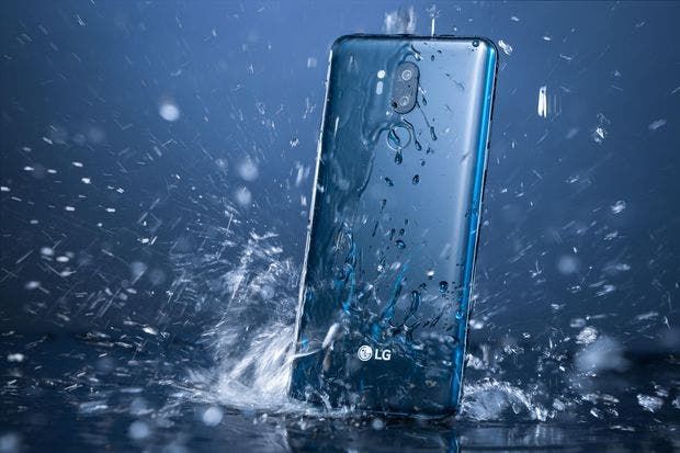 LG G7 ThinQ's Top Notch Wasn't Copied from Apple - LG Mobile's President Says