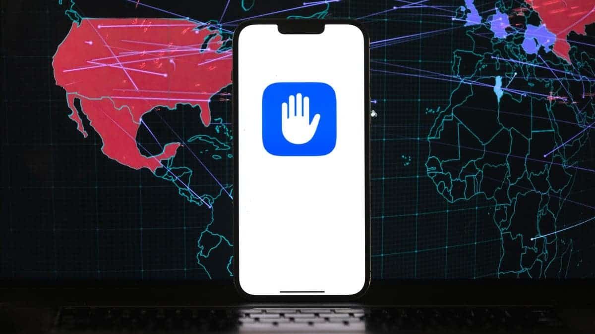 How Apple's iOS 16 Lockdown Mode Works And How To Activate It