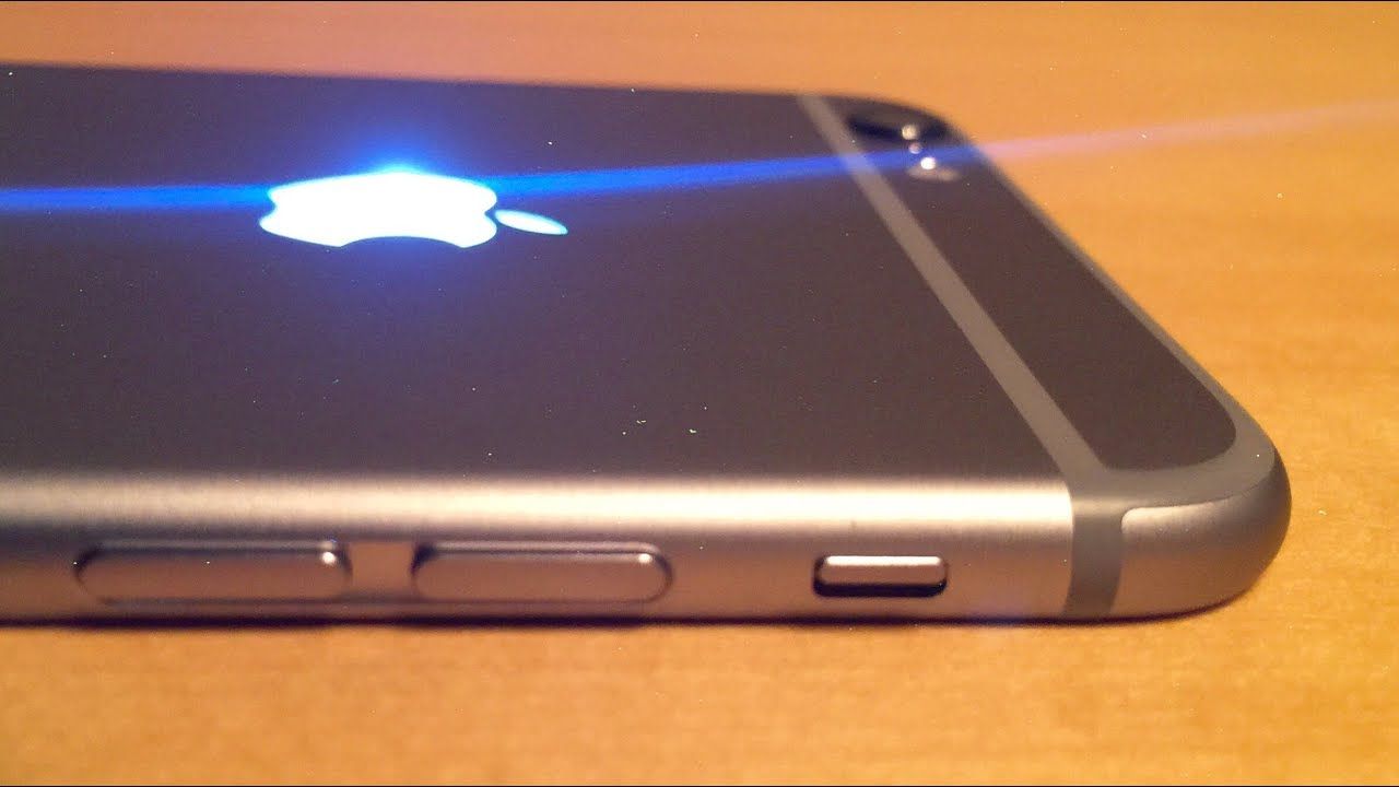 Future iPhones to come with LED-illuminated Apple logo