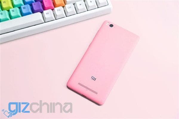 Xiaomi Mi 4c poses for the spy cam a day before launch