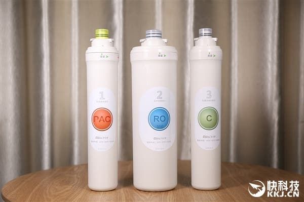 New Xiaomi crowdfunding water purifier can last 3 years without a filter change.