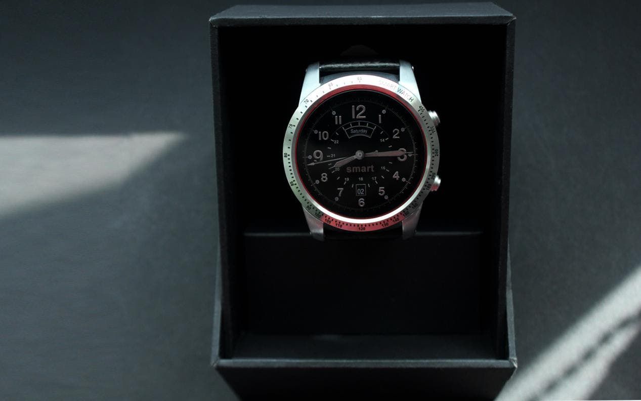 AllCall W1: Both a Smartwatch Phone and Fitness Tracker?