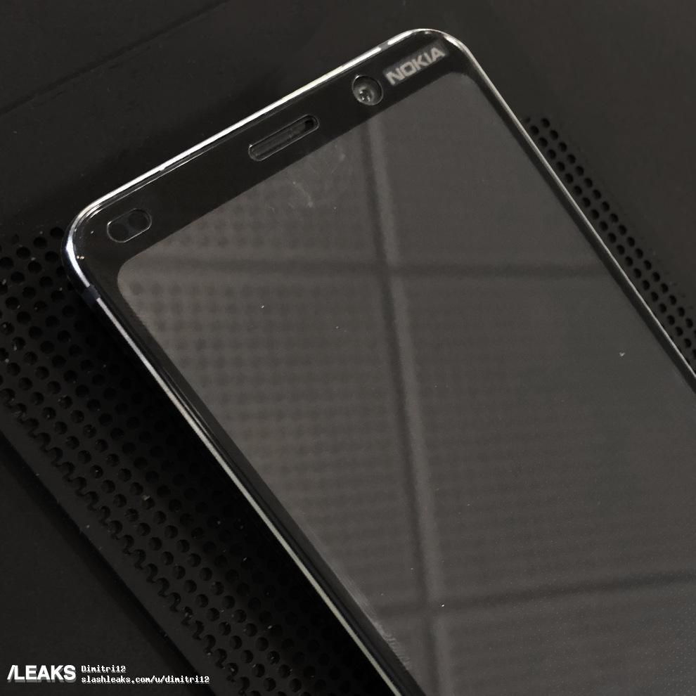 Nokia 9 top front shown in first live pictures of the penta lens camera phone