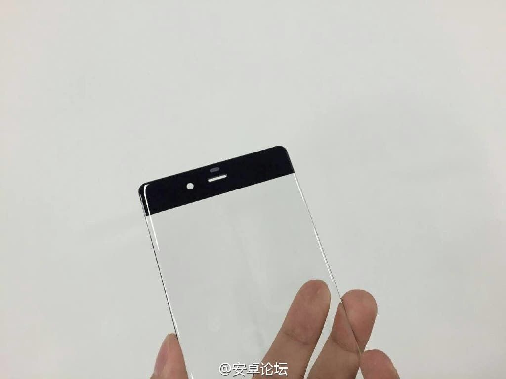 Bezeless glass panel from a future Nubia phone photographed