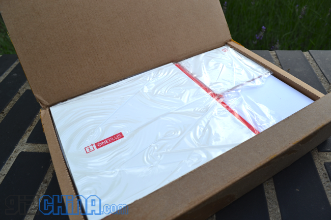 OnePlus One Unboxing and hands on (Chinese Version)