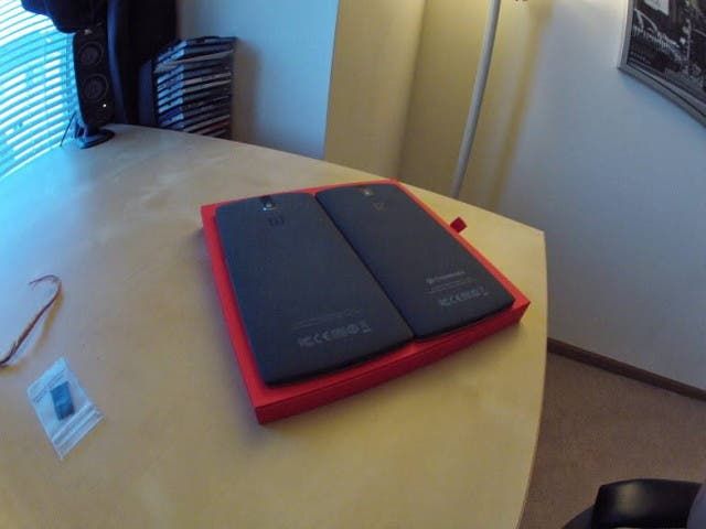 Is the OnePlus One shipping without Cyanogen branding now?