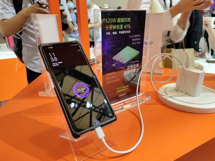 Oppo 125W charger fills a 4,500 mAh battery in 20 minutes but it has some problems