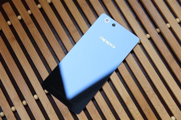 Oppo R1S 4G LTE rear panel exposed, reported to use Qualcomm processor