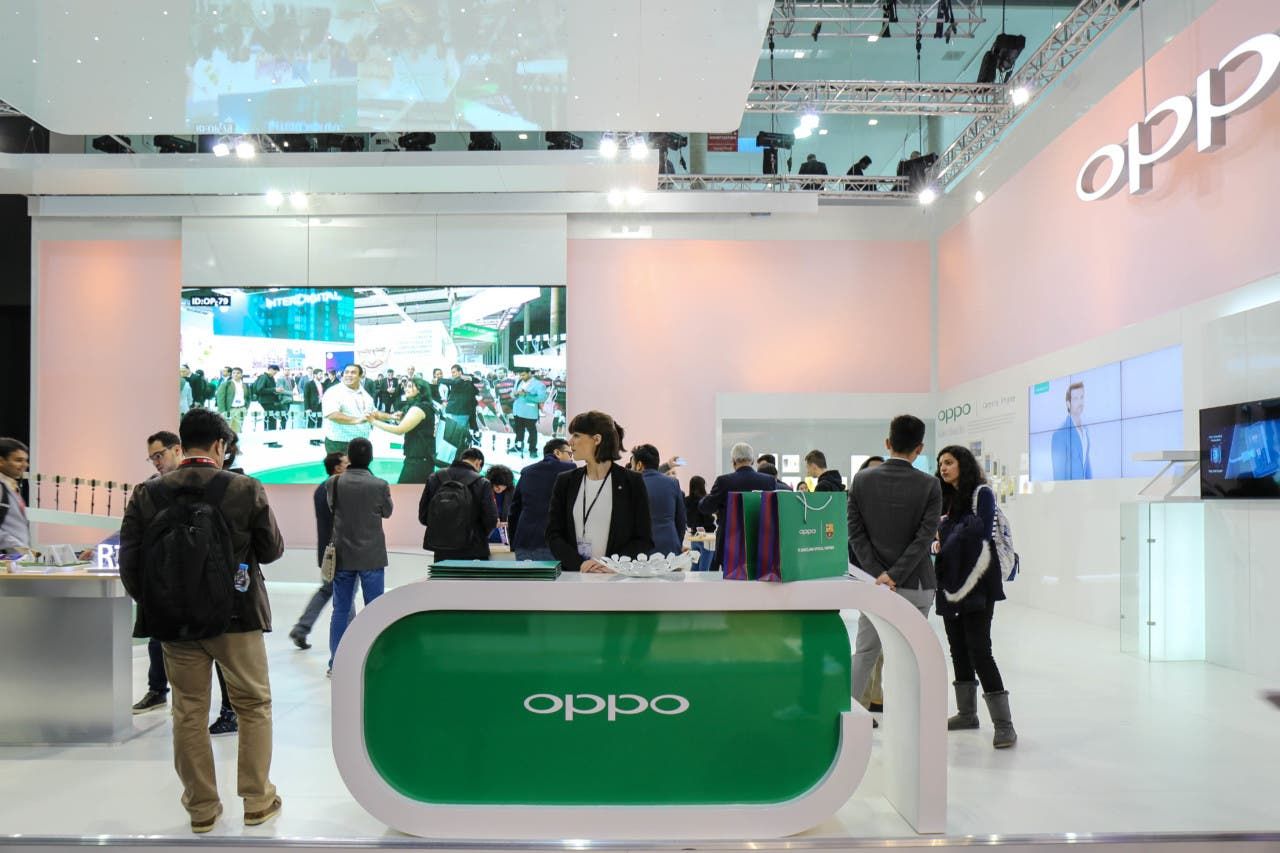 Oppo getting ready to open its own offline stores in India