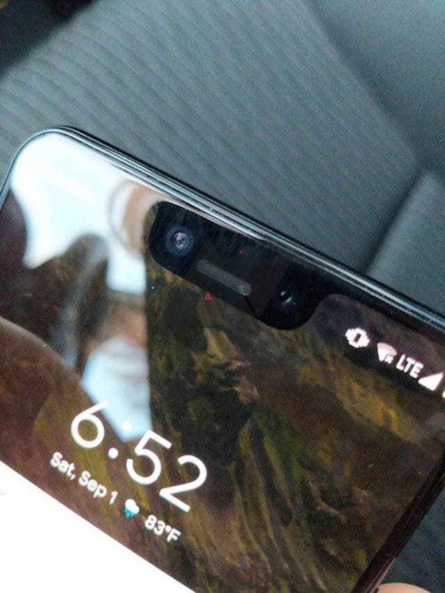A Pixel 3 XL has been forgotten in a lyft car, pics leaked again