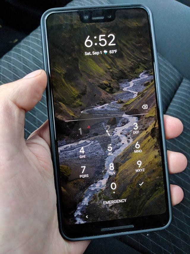A Pixel 3 XL has been forgotten in a lyft car, pics leaked again