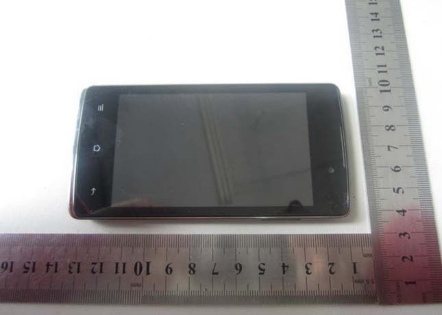 OPPO R1001, an entry-level OPPO spotted at the FCC