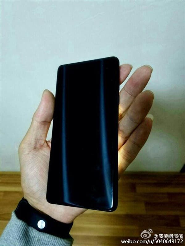 Xiaomi Mi Note 2 real photos show curved display