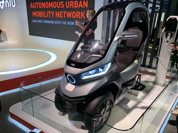 Mavericks Electric Announced TQi, World's First Autonomous 3-Wheeled e-Motorcycle