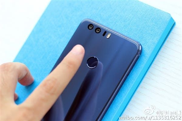 Huawei Honor 8 dual camera phone is now official