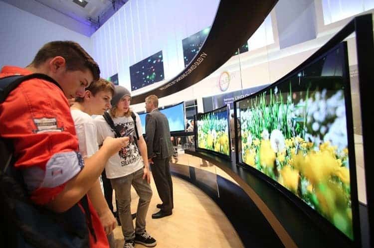 Samsung will increase production of OLED panels to meet growing demand