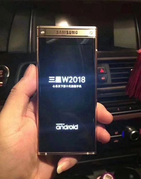 Samsung Will Announce Its W2018 Flip Phone On December 1
