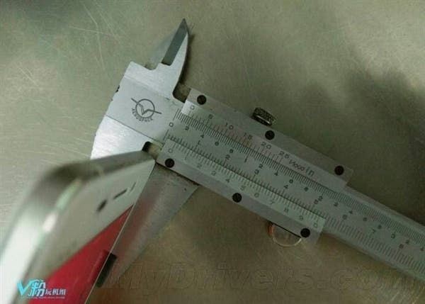 First real spy photos of the worlds thinnest smartphone