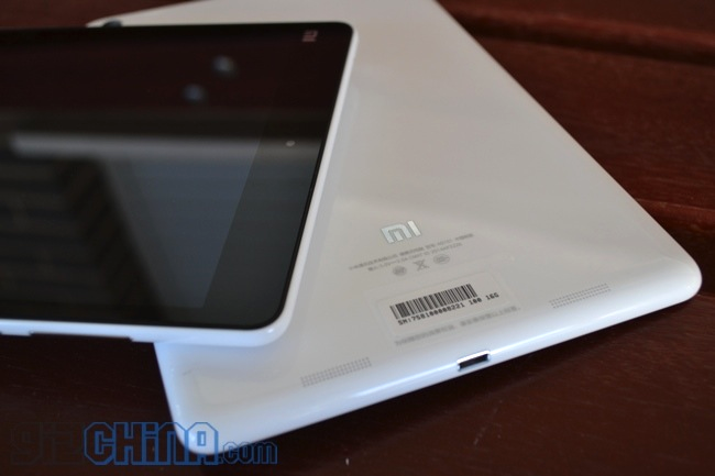Videos: Xiaomi Mi Pad First Impressions and hands on x 2