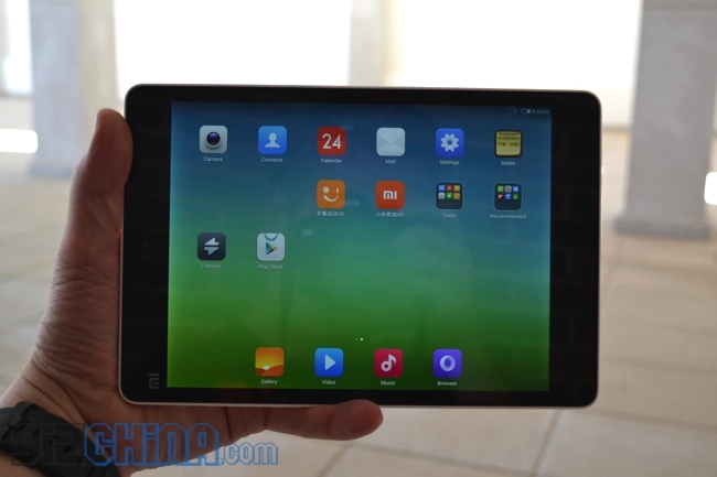 Videos: Xiaomi Mi Pad First Impressions and hands on x 2