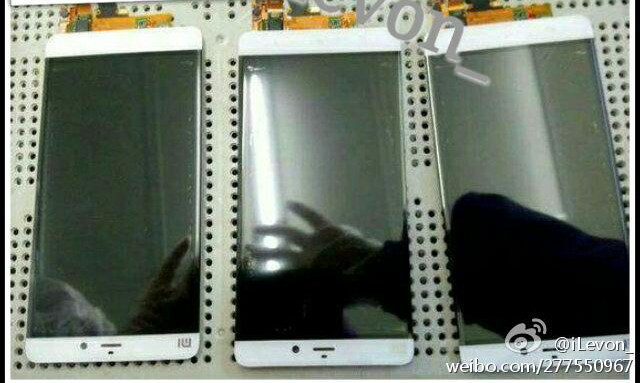 Xiaomi Mi5 already in production? Spy photos show near bezel-less design!