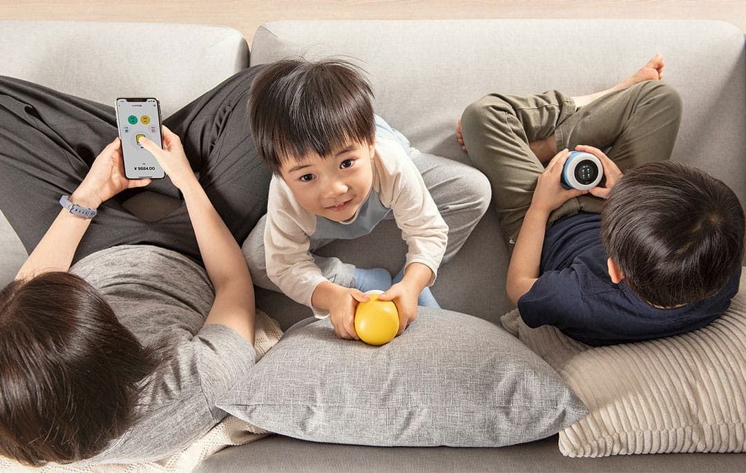 Xiaomi crowdfunds a kiddies smart piggy bank for 399 Yuan ($60)