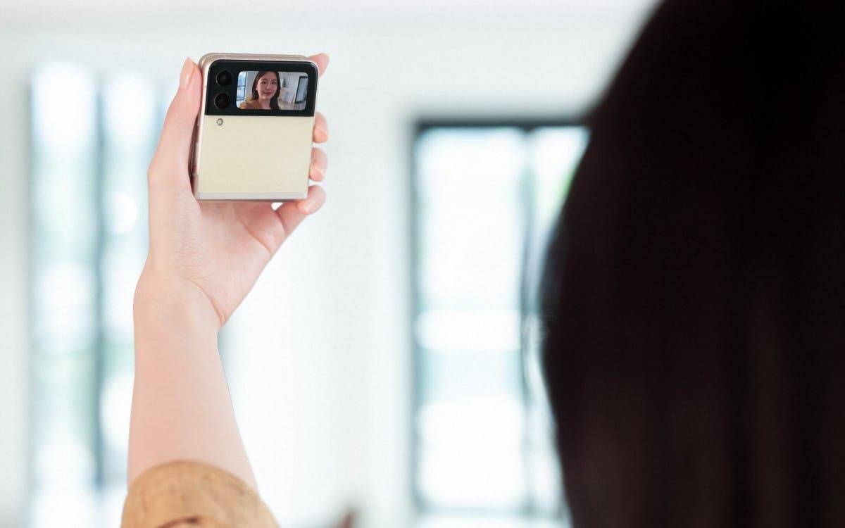 Samsung Galaxy Z Flip 3 launched with larger external screen and cheaper price