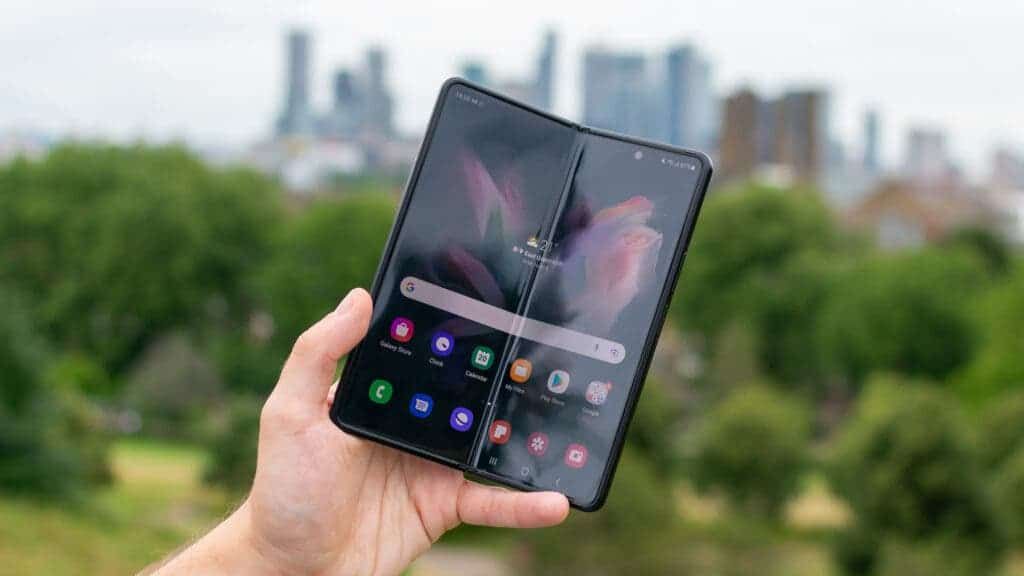 Galaxy Z Flip 3 and Z Fold 3 can finally enjoy eSIM support in the US
